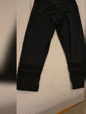 Black Active Leggings with Triple Hem Mesh Stripe Detail On Calf, Women' S/M